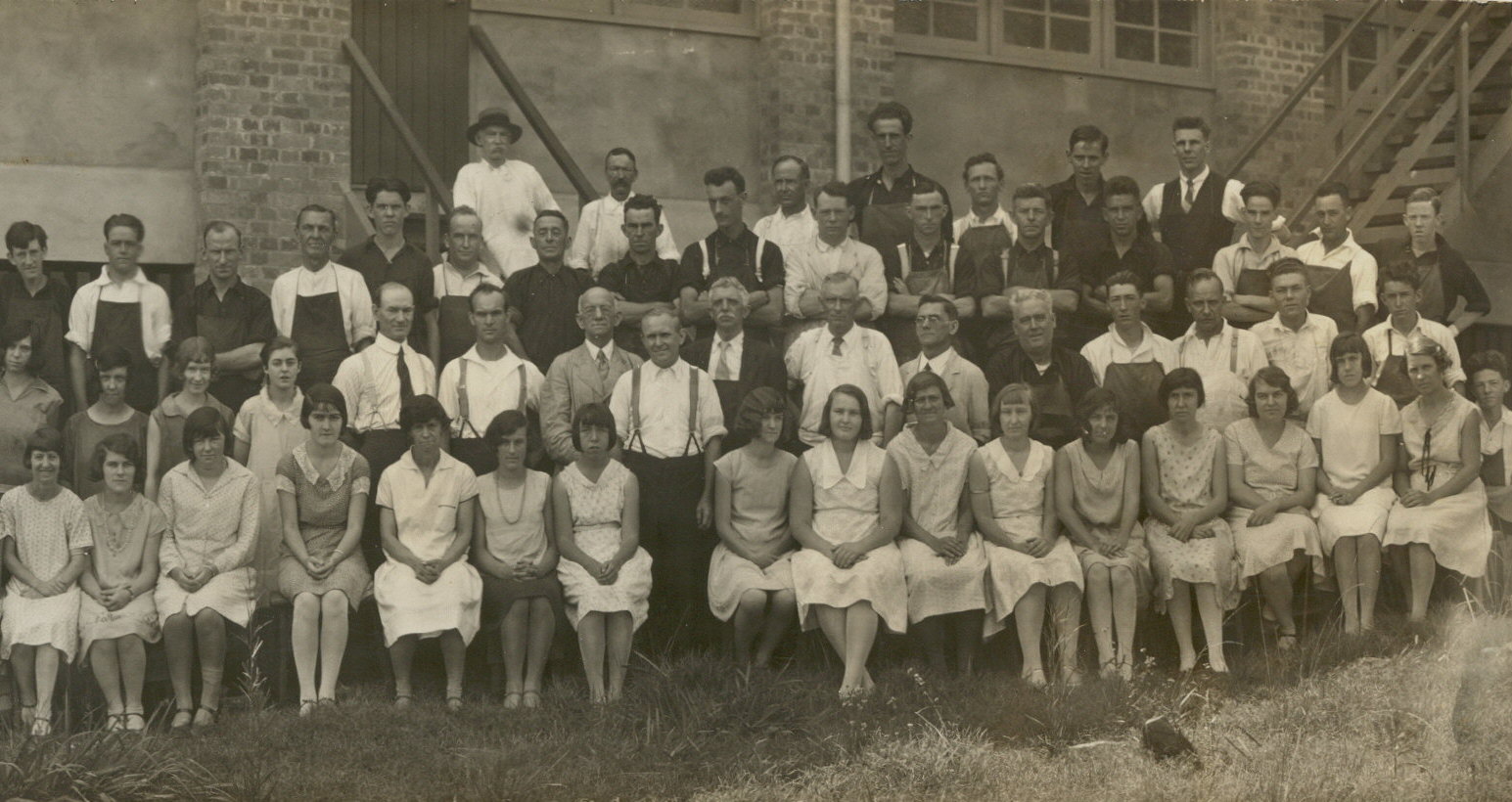 F.T. Morris Factory Group, 1934 (1)